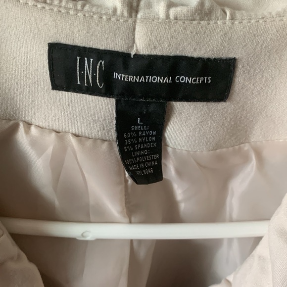 Light Tan Ruffled Jacket - Picture 4 of 4